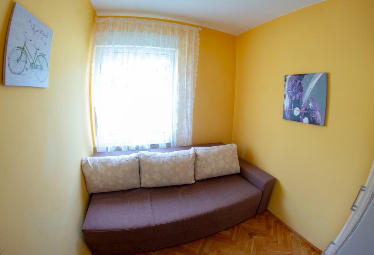 Apartments Neda Kampor Exterior photo
