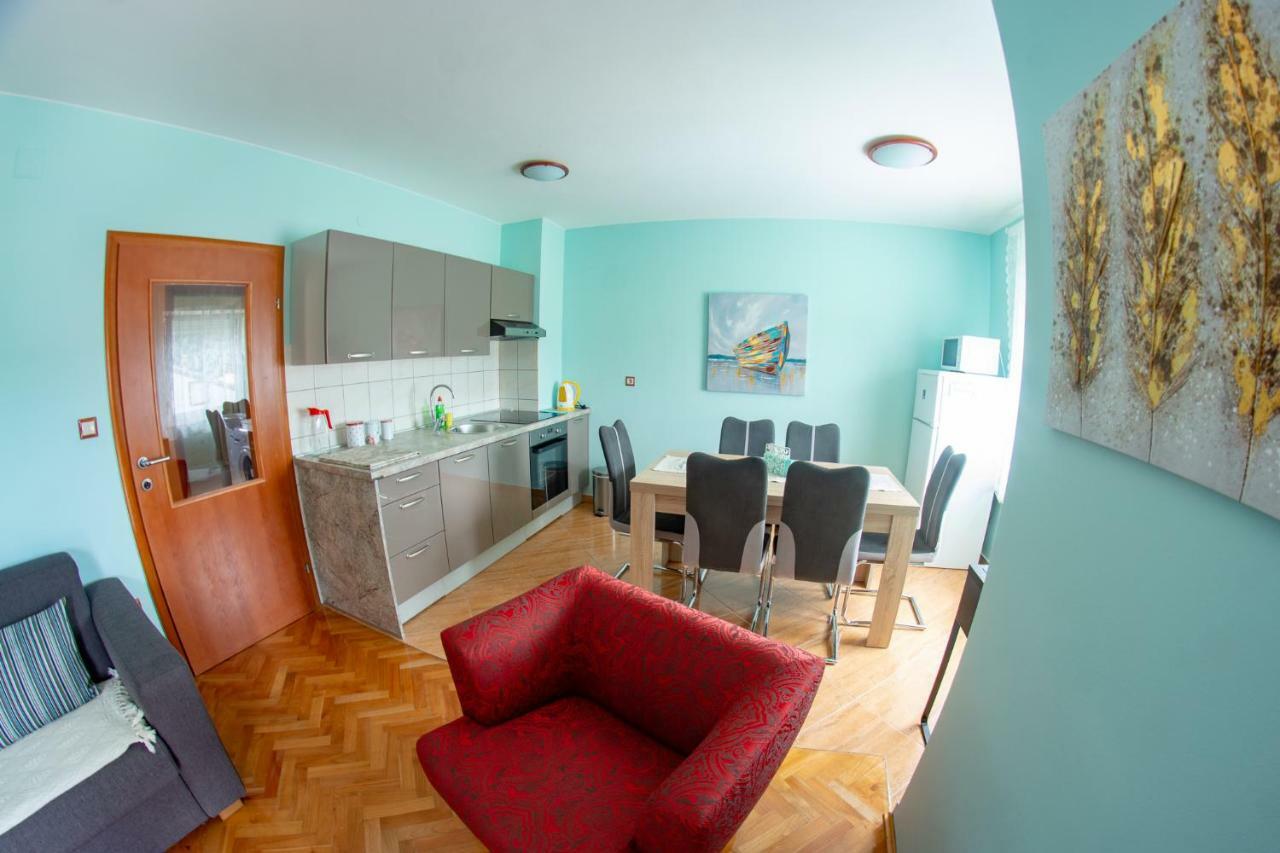 Apartments Neda Kampor Exterior photo